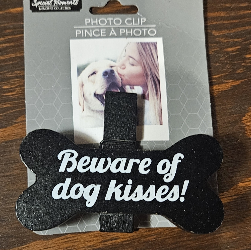 Photo Clip Dog Themed Black Dog Kisses Pet Parents/Pet Lovers Keepsake Gift